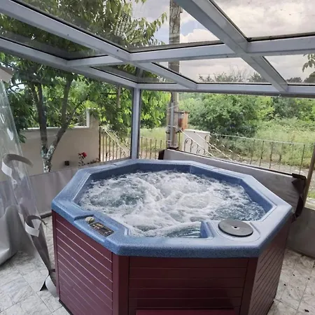 Villa под ореха Pismenovo