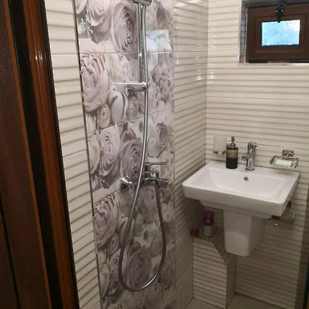 Villa под ореха